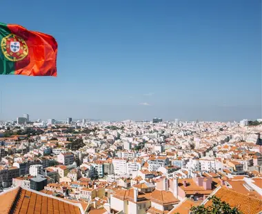 Brasileiros são bem-vindos em Portugal, diz presidente português