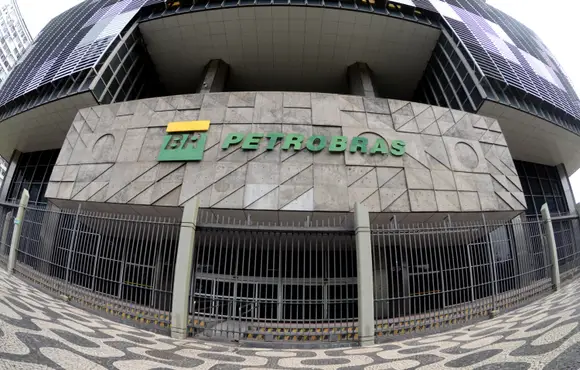 Privatização da Petrobras? Veja o que aconteceu com ex-estatais pelo mundo